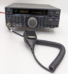 Kenwood TS-450S HF 100W Transceiver Radio w/ Mic & DC Power Cable – *AS-IS READ*