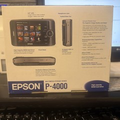 Epson P4000 Multimedia Storage Viewer – 80GB Hard Drive – Stand & Extra Battery
