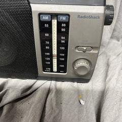 Vtg Radio Shack AM/FM Portable Radio Model 12-826 AC or DC Battery Tested