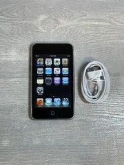 Apple iPod Touch 2nd Generation 8GB – Black