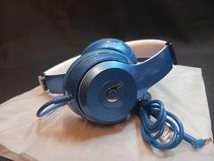 Beats by Dr. Dre Solo2 Wired on Ear Headphones – Metalic Blue NEW WITHOUT BOX!