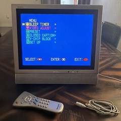 Sharp Aquos LC-15E1U 15″ Component LCD Gaming TV / Test Monitor w/ Stand