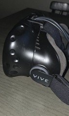 HTC Vive VR Virtual Reality Headset Bundle – *READ