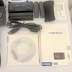 Epson P4000 Multimedia Storage Viewer – 80GB Hard Drive – Stand & Extra Battery