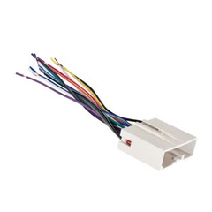 Metra 70-5520 FORD 03-UP PWR/4 SPKR Car Stereo Wiring Harness