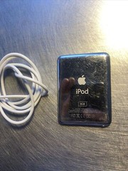 Apple iPod Nano 3rd Generation 8 GB . New Battery