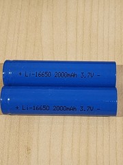 1 pc blue 16650 Rechargeable BATTERY 3.7v 2000mAh Li-ion Flat top New (one pc)