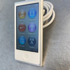 Apple iPod nano 7th Gen Silver (16gb . New Battery installed. Very Nice
