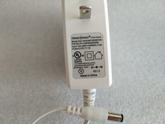 AC/DC Adaptor INPUT:100-240V 50-60Hz 0.5A OUTPUT: 5.0V 1A 5mm plug tip