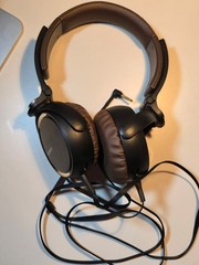 Sony MDR-XB600 Extra Bass Wired On-Ear Headphones Brown/Black/Gold GREAT COND