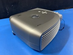Dell 1201MP DLP Portable Projector 2K Lumens 611 Lamp Hours W/ Travel Case