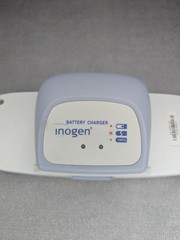 Inogen One G3 external battery charger BA-303 Works W/ Cord, 1 Untested Battery