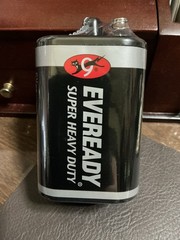 Eveready Super Heavy Duty 1209 6 Volt Spring Top Lantern Battery