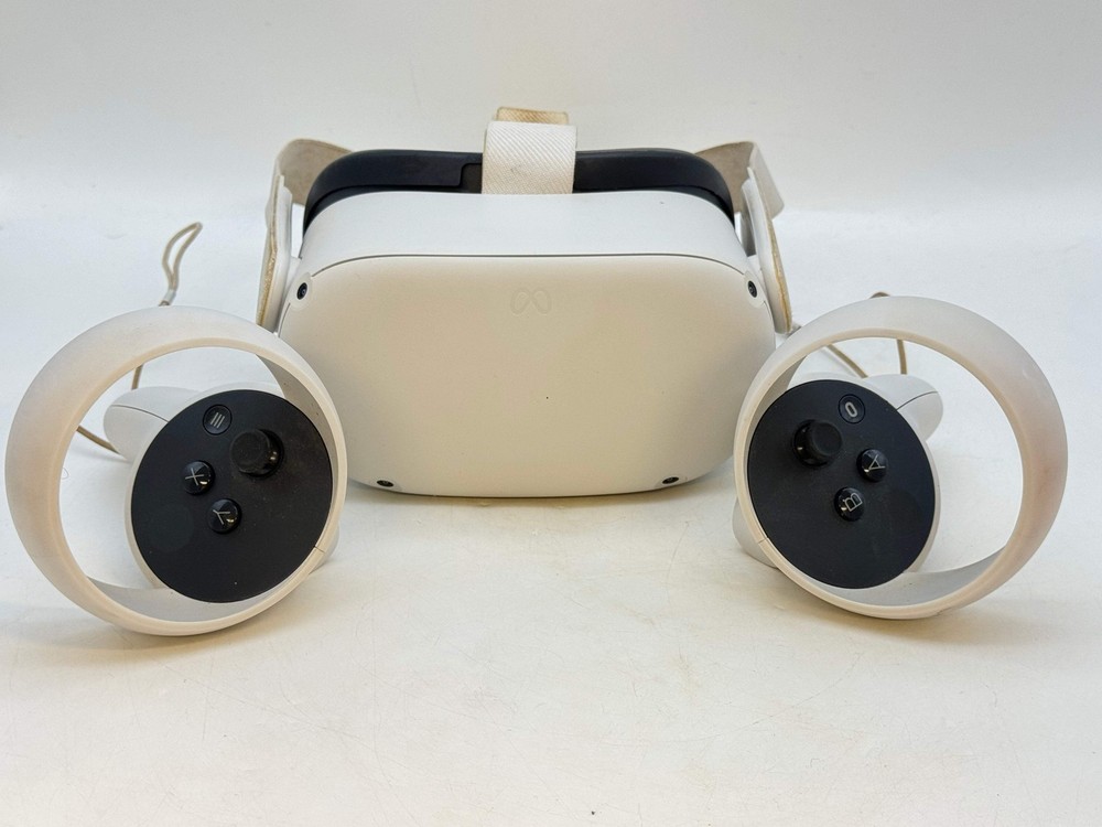 Oculus Quest 2 64GB White VR Headset w/ 2 Controllers