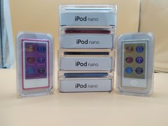 New Apple iPod Nano 3rd 4th 5th 6th 7th Gen -All colors （Sealed）Fast Shipping