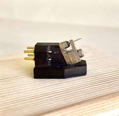 VAS Nova 0.8mV output MC Cartridge, Wood body, Microridge on Aluminum Cantilever