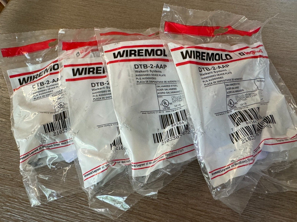 Wiremold DTB-2-AAP Audio/Video Device Plate ( Lot 0f 4)