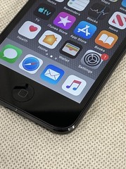 Apple iPod Touch 6th Generation 32GB Space Gray A1574