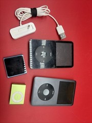 Apple iPod Lot. Mostly Parts Not Working. Small One Works Others Do Not