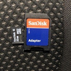 SanDisk Sansa Clip Zip 4GB Rockbox SDMX22 FM MP3 Player Installed With 32 Gig SD