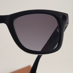Ray-Ban Meta Wayfarer Gen 1 Black Graphite Polar RW4006 AI Smart Glasses