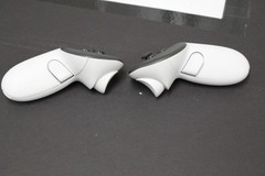 Genuine Meta Quest 3 / 3S VR Left & Right Pair Controllers ONLY, GREAT CONDITION
