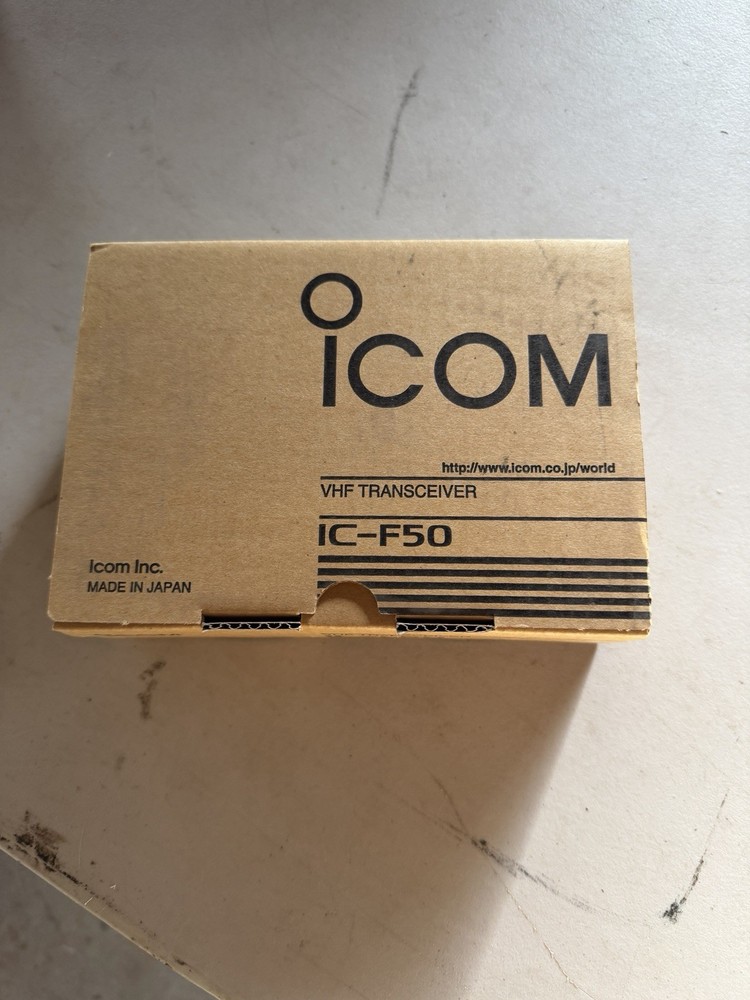 Icom VHF IC-F50 VHF Handheld Portable Two Way Radio !!!!