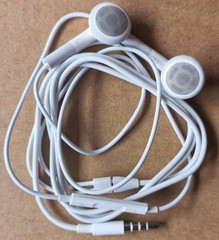 2X Authentic Apple iPod iPhone Earphones Headphones Earbuds+Remote Control+Mic