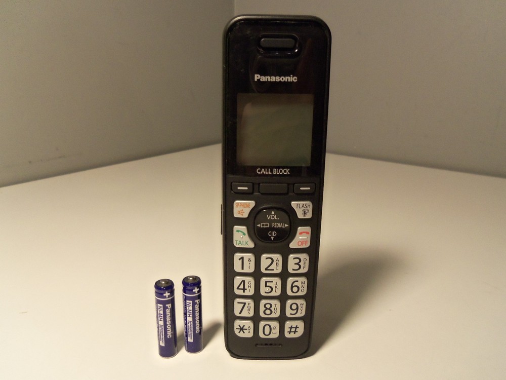 PANASONIC KX-TGFA72 Cordless Handset Phone DECT 6.0 w/ Batteries