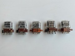 6X IN-12A/B NIXIE TUBES USED +6X SOCKETS Brown &Black USED TESTED