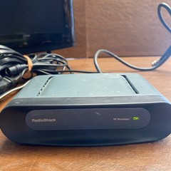 RadioShack Stereo RF Modulator Audio Video Cat. No. 15-2526 🔥 Cords Included!