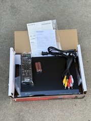 NEW Sony DVP-SR510H DVD Player 1080p Upscaling 1080p HDMI Output Black