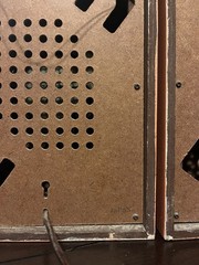 Vintage Realistic Bookshelf Speakers with Lattice Grills – Painted Coral- TESTED