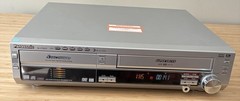 Panasonic SA-HT820V 5 Disc DVD Changer VCR Combo NO REMOTE Tested & Working