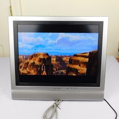 Sharp LC-20E1UM LCD TV 20″ Tested Working 4:3 Retro Gaming w/ Remote 2002