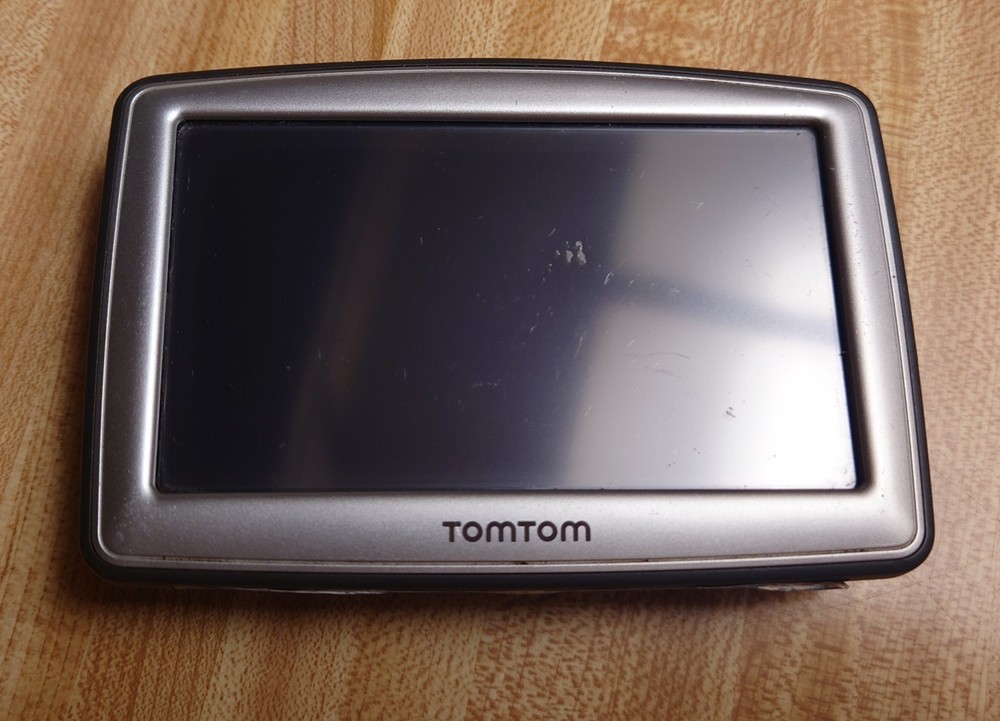 USED TOMTOM XL N14644 GPS UNIT ONLY NR TESTED WORKING