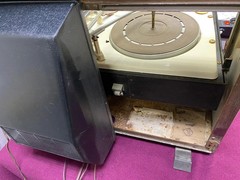 VINTAGE ZENITH SOLID STATE STEREOPHONIC PHONOGRAPH MODEL T2560W SPEAKERS RARE!!!