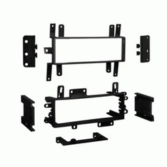 METRA 99-5700 / CAR RADIO DASH KIT / 1975-1996 FORD/LINCOLN/MERCURY/JEEP **NEW**