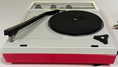 Vintage 70s Portable Plastic SOLID STATE Radio Phonograph Record Player Japan