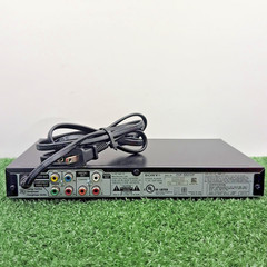 Sony Dolby Digital CD DVD Player Slim Black DVP-SR210P New Open Box with Remote