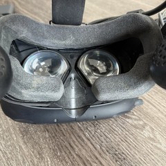 HTC Vive VR Headset And Controllers Deluxe Audio Strap W/Linkbox