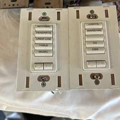 Lot of 4 – LUTRON Homeworks 6 Button with R/L ST-NB-NONE
