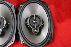 Pioneer TS-G690 6″ x 9″ 3-way 400W Max **Includes 2 Speakers ONLY** Light Use U3