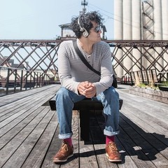Limited Edition Retro On-Ear Headphones with In-Line Microphone & Carry Case