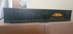 QED T237 high quality British FM radio tuner good working order