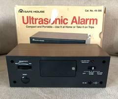 Safe House Ultrasonic Alarm # 49-306 Hong Kong Radio Shack Tandy Corporation