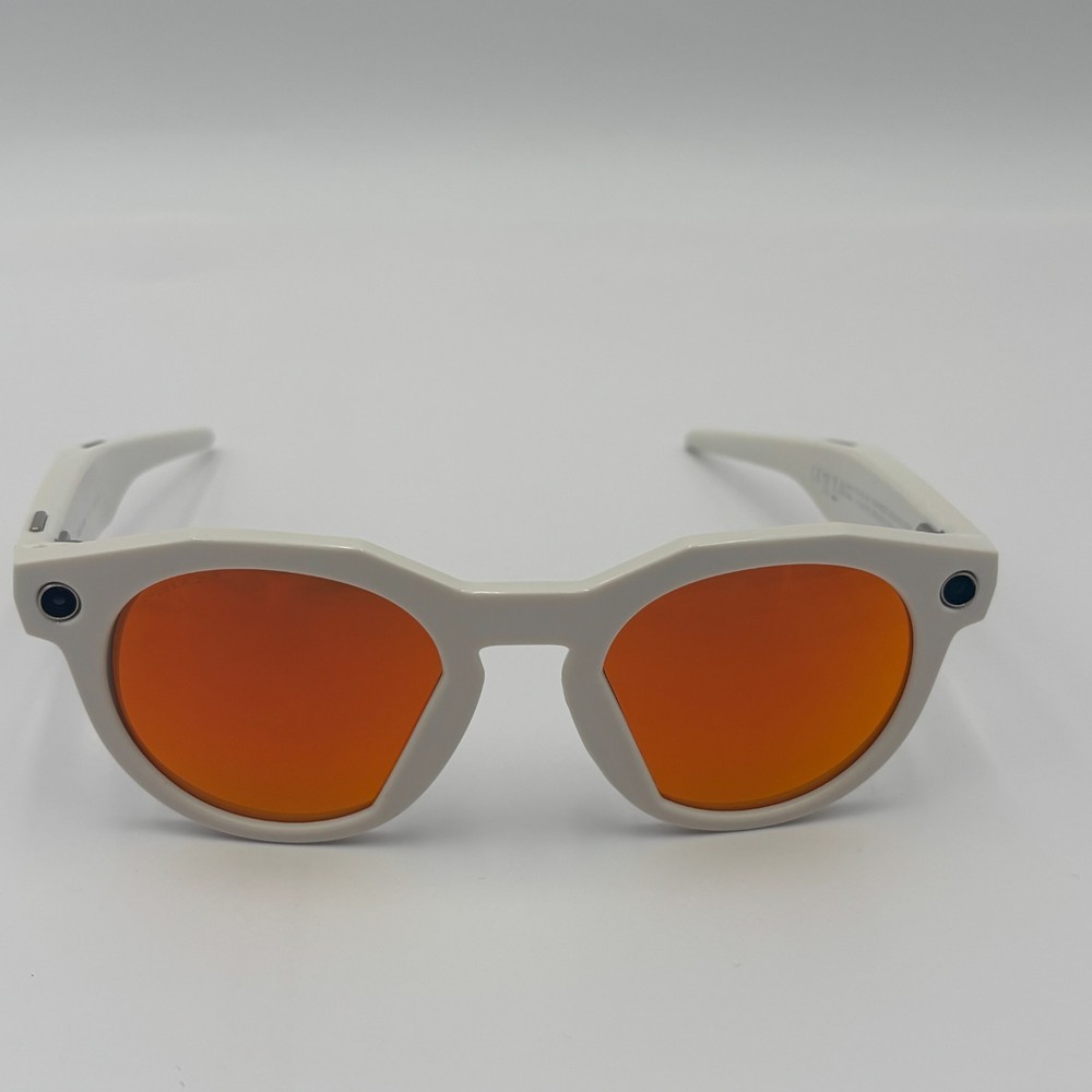 Oakley Meta HSTN Smart Glasses Prizm Ruby Lenses Warm Grey Frame 32GB – White