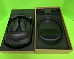 META Quest Pro 256GB VR Headset with Controllers and Charging Dock