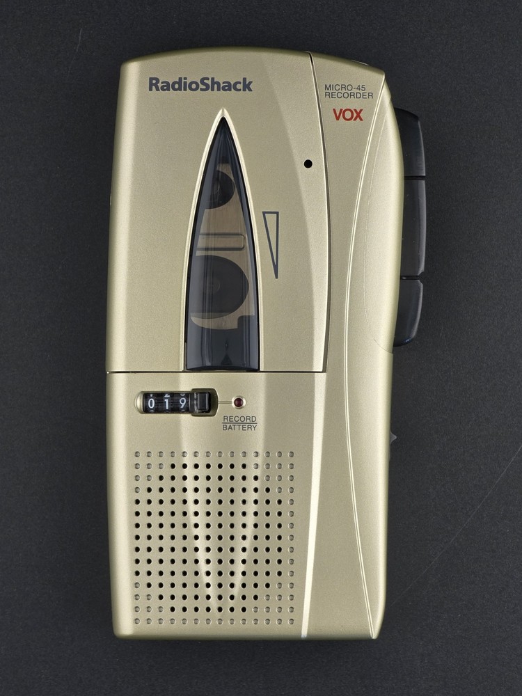 Vintage RadioShack Micro – 45 VOX Cassette Recorder Portable Retro – TESTED –