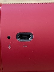 Beats Pill 2.0 Red Speaker + Red Character Stand – FOR PARTS / REPAIR No Battery